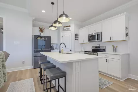Kitchen - 4249 Lady Palm Ct, Pace, FL 32571 photo 6 of 6