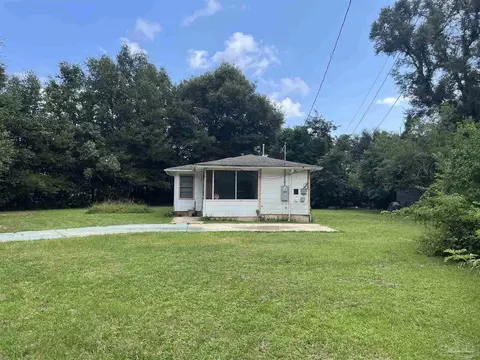 5527 Lynwood Rd, Pensacola, FL 32506