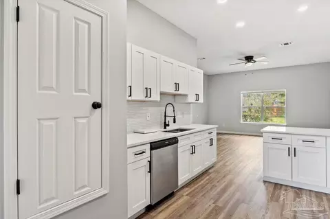 Entry Way - 3456 Ashmore Ln, Pace, FL 32571 photo 2 of 3