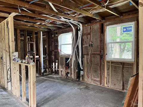 Kitchen - 6466 Skyline Dr, Milton, FL 32570 photo 1 of 2