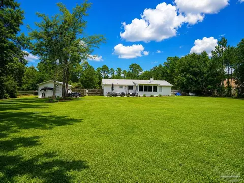 Exterior - 2145 Mykell Dr, Milton, FL 32583 photo 4 of 22