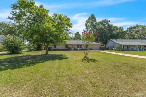 Exterior - 3418 Bo Peg Rd, Cantonment, FL 32533 photo 4 of 7