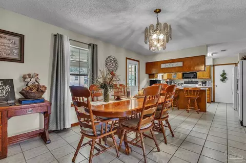 Dining - 3418 Bo Peg Rd, Cantonment, FL 32533 photo 2 of 2