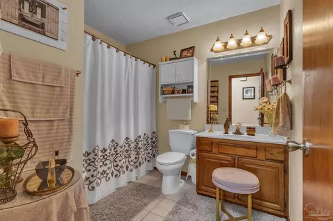 Bath - 3418 Bo Peg Rd, Cantonment, FL 32533 photo 2 of 2