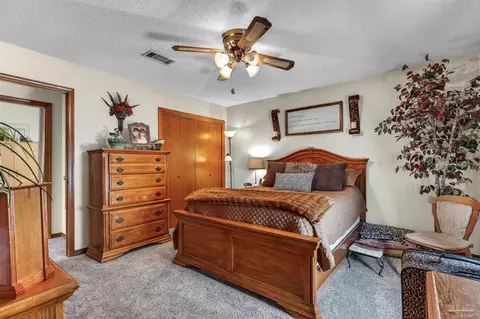 Bedroom - 3418 Bo Peg Rd, Cantonment, FL 32533 photo 1 of 4