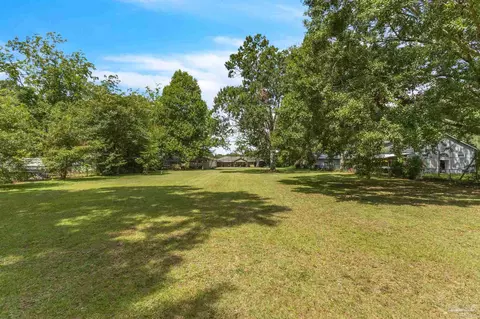 Exterior - 3418 Bo Peg Rd, Cantonment, FL 32533 photo 6 of 7
