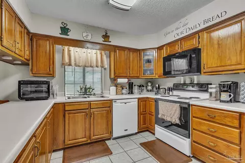 Kitchen - 3418 Bo Peg Rd, Cantonment, FL 32533 photo 1 of 3