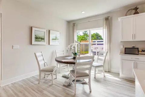 Dining - 4883 Eider Rd, Pace, FL 32571 photo 3 of 3