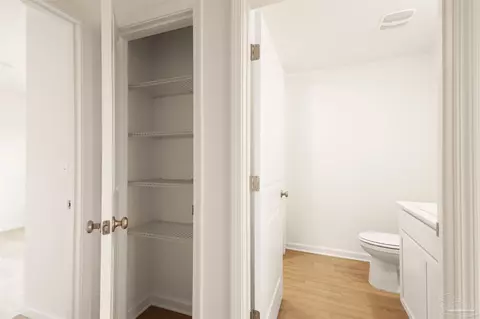 Entry Way - 4665 Eagles Ridge Rd, Pace, FL 32571 photo 4 of 6
