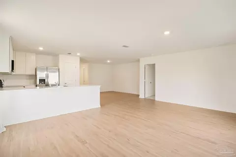 Living - 4665 Eagles Ridge Rd, Pace, FL 32571 photo 4 of 4