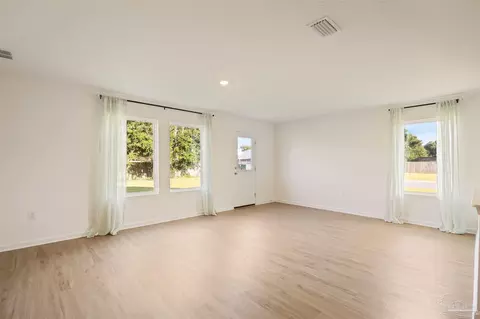 Living - 4665 Eagles Ridge Rd, Pace, FL 32571 photo 3 of 4