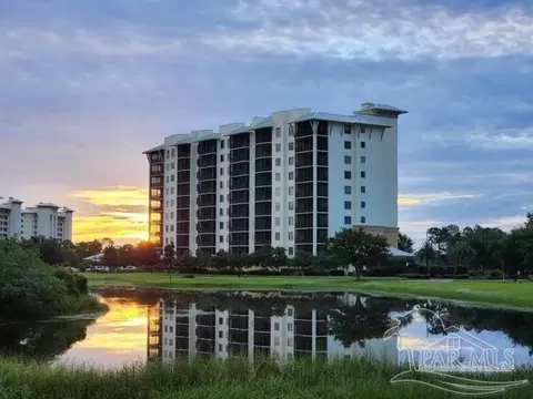 645 Lost Key Dr #703D, Pensacola, FL 32507
