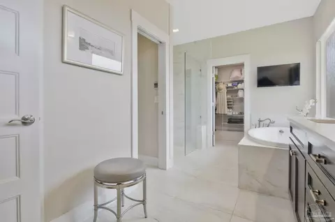 Bath - 5905 Augustine Dr, Pace, FL 32571 photo 3 of 10