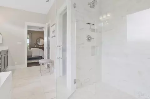 Bath - 5905 Augustine Dr, Pace, FL 32571 photo 5 of 10