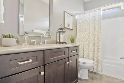 Bath - 5905 Augustine Dr, Pace, FL 32571 photo 8 of 10