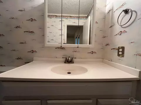 Bath - 4487 Nora Ave, Pace, FL 32571 photo 8 of 8