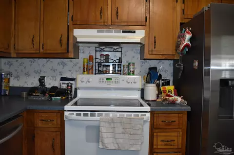 Kitchen - 4487 Nora Ave, Pace, FL 32571 photo 2 of 2