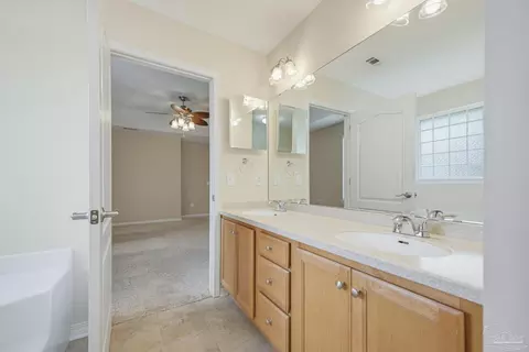 Bath - 4730 Spears St, Pace, FL 32571 photo 5 of 5