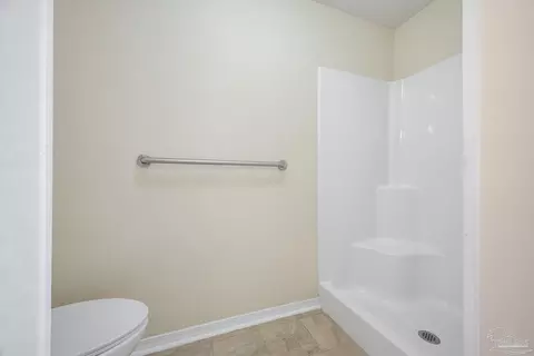 Bath - 4730 Spears St, Pace, FL 32571 photo 3 of 5
