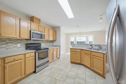 Kitchen - 4730 Spears St, Pace, FL 32571 photo 3 of 4