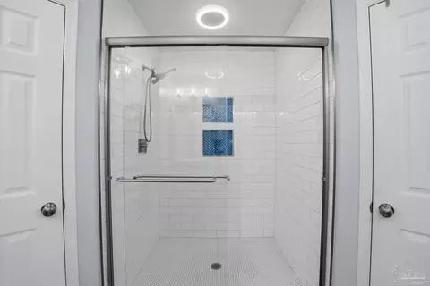 Bath - 5140 Potomac Dr, Pace, FL 32571 photo 3 of 3