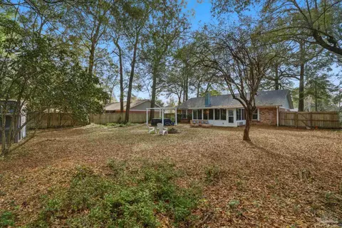 Exterior - 5140 Potomac Dr, Pace, FL 32571 photo 9 of 13