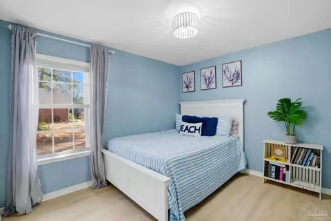 Bedroom - 5140 Potomac Dr, Pace, FL 32571 photo 2 of 10