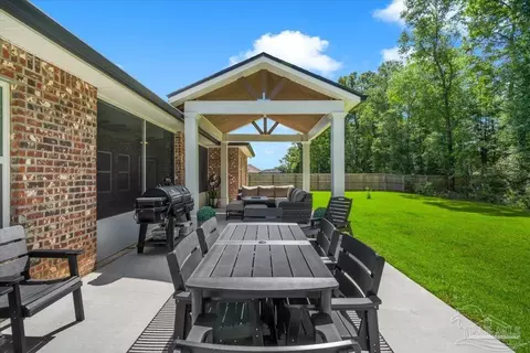Exterior - 6474 Cedar Key Dr, Milton, FL 32570 photo 11 of 18