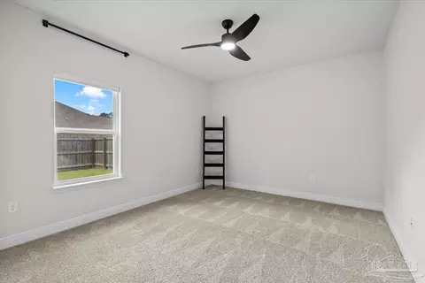 Bedroom - 6474 Cedar Key Dr, Milton, FL 32570 photo 6 of 7
