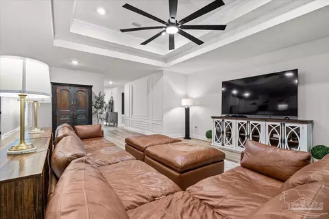 Entry Way - 6474 Cedar Key Dr, Milton, FL 32570 photo 4 of 9