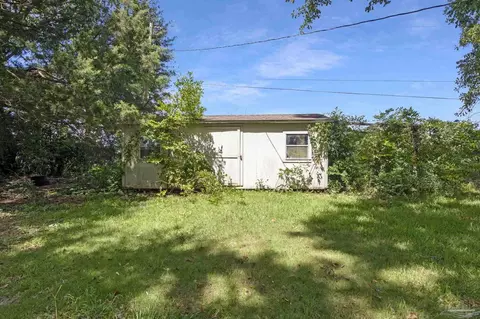 Exterior - 5325 Bob Sikes Blvd, Jay, FL 32565 photo 3 of 20