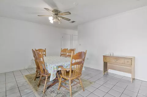 Dining - 5325 Bob Sikes Blvd, Jay, FL 32565 photo 2 of 4
