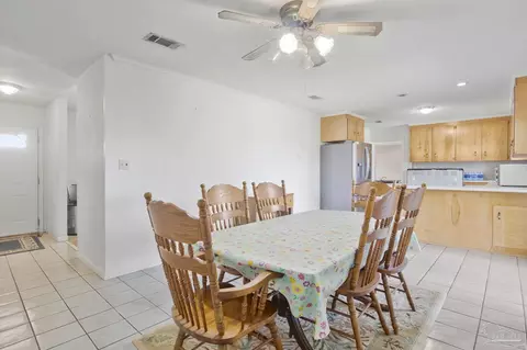 Dining - 5325 Bob Sikes Blvd, Jay, FL 32565 photo 4 of 4