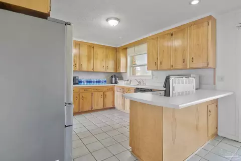 Kitchen - 5325 Bob Sikes Blvd, Jay, FL 32565 photo 1 of 4