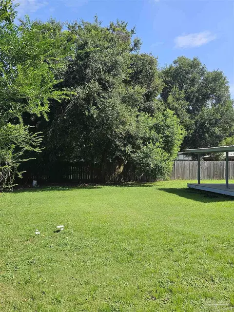 Exterior - 4271 Magnolia Oaks St, Pace, FL 32571 photo 2 of 5