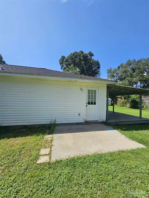 Exterior - 4271 Magnolia Oaks St, Pace, FL 32571 photo 1 of 5