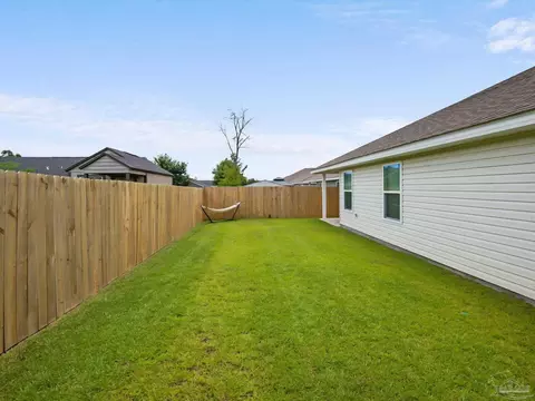 Exterior - 4422 White Birch Ct, Pace, FL 32571 photo 3 of 6
