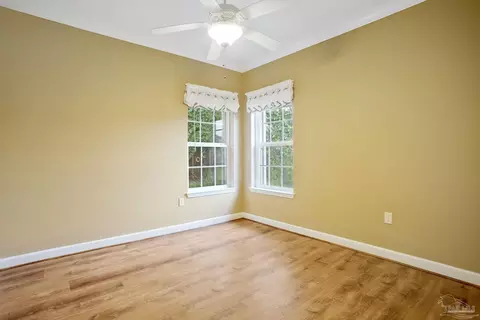 Bedroom - 3848 Throne Ct, Milton, FL 32583 photo 4 of 11
