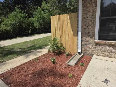 Exterior - 4301 Pace Ln, Milton, FL 32571 photo 5 of 21