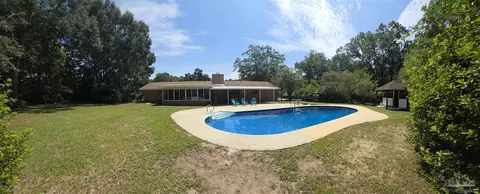 Exterior - 4301 Pace Ln, Milton, FL 32571 photo 15 of 21