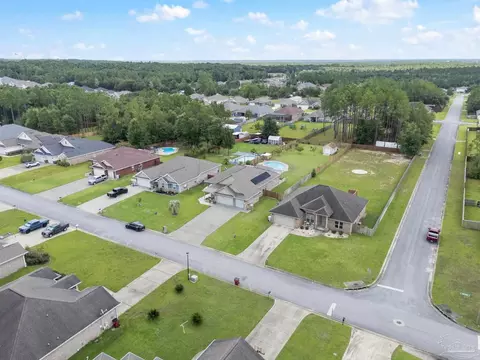 View/Area - 7971 Silver Maple Dr, Milton, FL 32583 photo 10 of 16