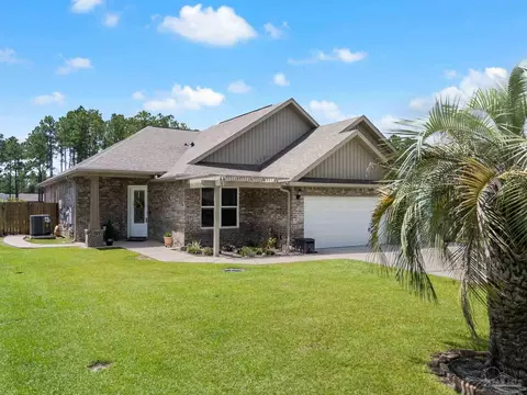 Exterior - 7971 Silver Maple Dr, Milton, FL 32583 photo 8 of 9