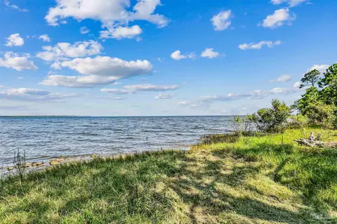 2032 Garcon Point Rd, Milton, FL 32583 photo 3