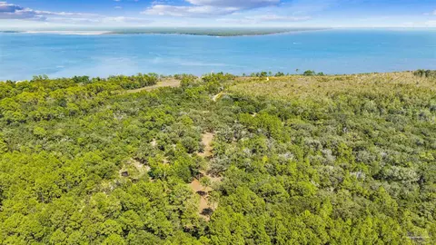 2032 Garcon Point Rd, Milton, FL 32583 photo 6
