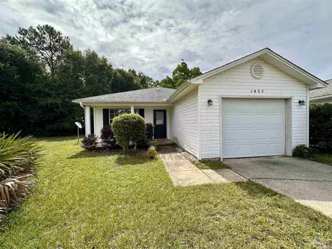 1037 Antigua Cir, Pensacola, FL 32507