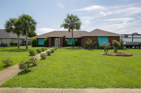 5463 Keel Dr, Pensacola, FL 32507
