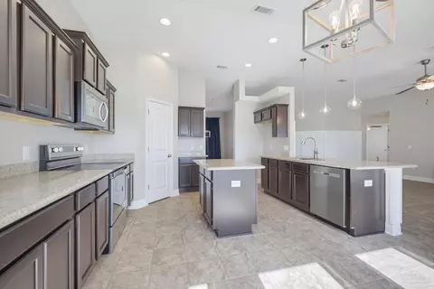 Kitchen - 5526 Mill Race Cir, Pace, FL 32571 photo 6 of 9