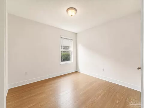 Bedroom - 4465 Fiske St, Pace, FL 32571 photo 4 of 6