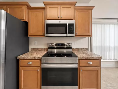 Kitchen - 4465 Fiske St, Pace, FL 32571 photo 1 of 3