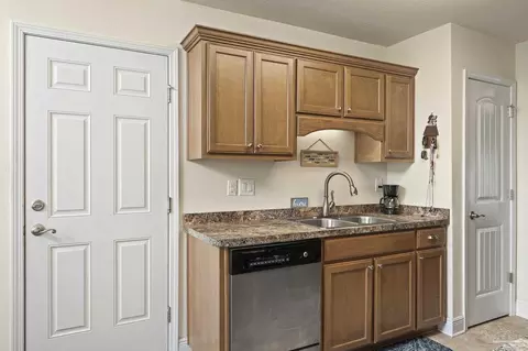 Kitchen - 4465 Fiske St, Pace, FL 32571 photo 3 of 3